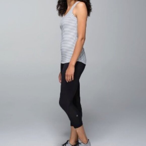 LULULEMON Run Wicking First Base Tank Anti-Stink Stripe Heather Grey suspect S/M - Picture 2 of 14